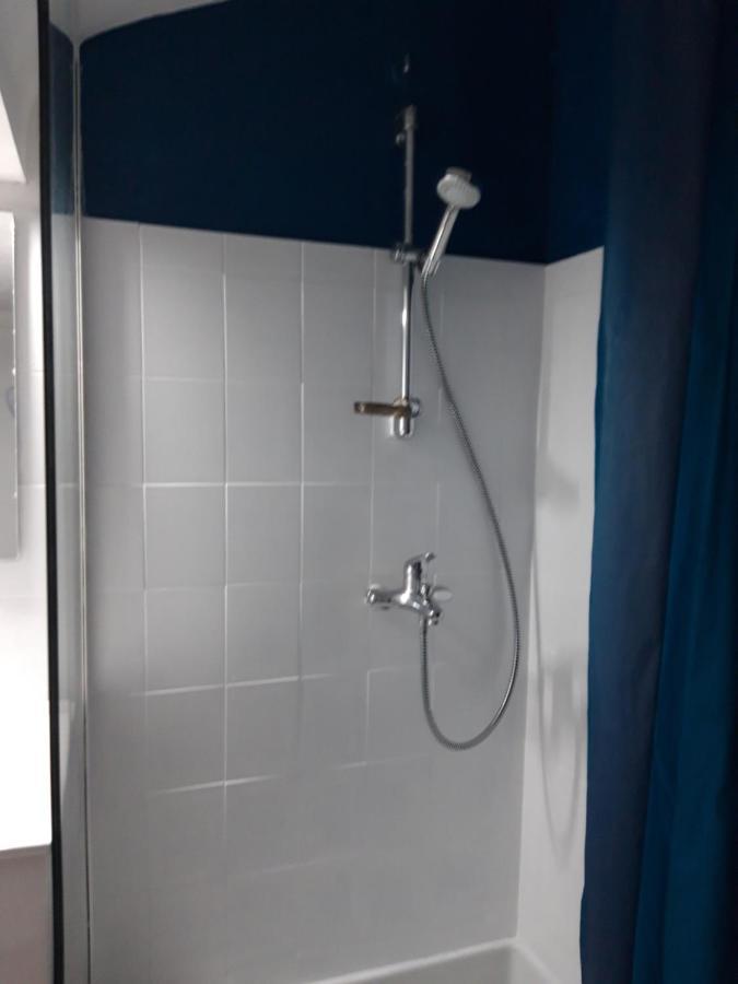 סן-ג'ילדה-דה-רוס Appartement Independant מראה חיצוני תמונה